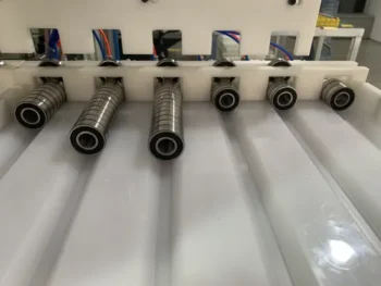 Zhu Brand China Factory Ball Bearings Type 695 698 6000 6001 6002 6004 6005 6200 6201 6202 with Seal Type Open Zz 2RS P6 Zv3 Zv4 - Deep Groove Ball Bearing